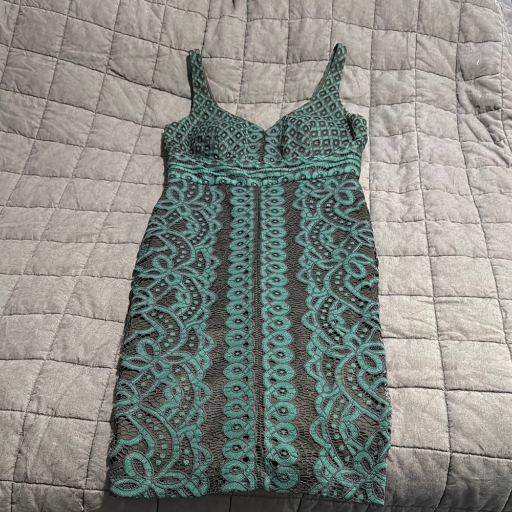 Elegant Green Lace Dress